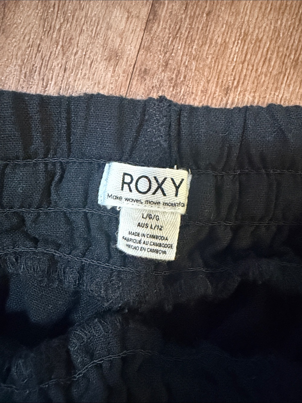 Roxy Black Athletic Drawstring Shorts - Picture 2 of 2